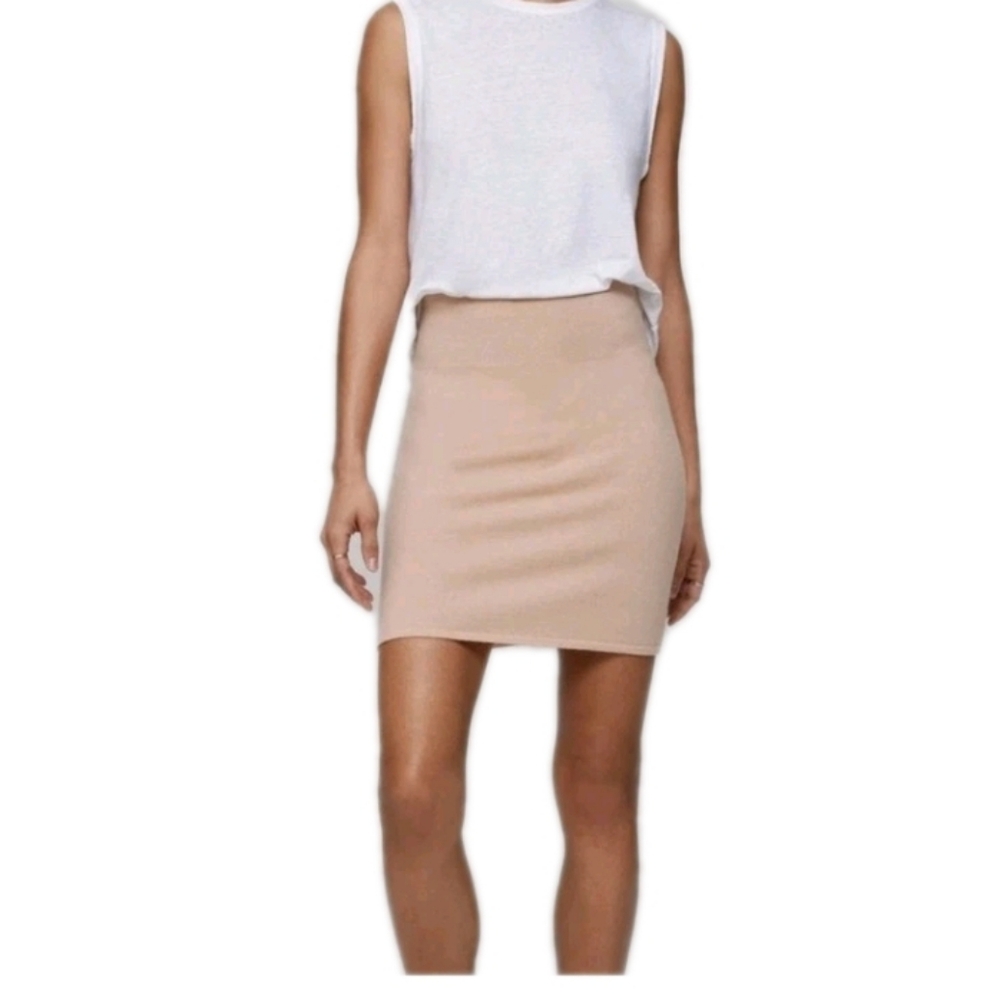 New! Naked cashmere Lana skirt size M